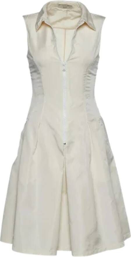Prada Vintage Pre-owned Fabric dresses Beige Dames