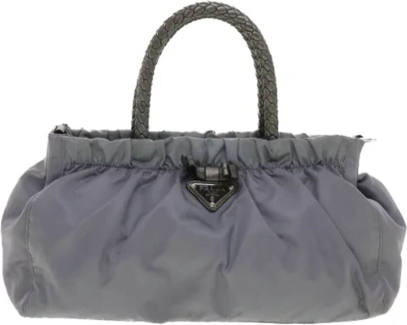 Prada Vintage Pre-owned Fabric handbags Grijs Dames