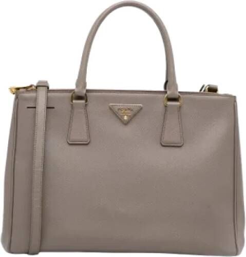 Prada Vintage Pre-owned Leather crossbody-bags Grijs Dames