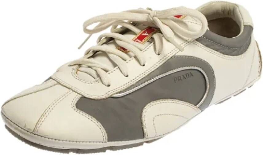 Prada Vintage Pre-owned Leather sneakers White Dames