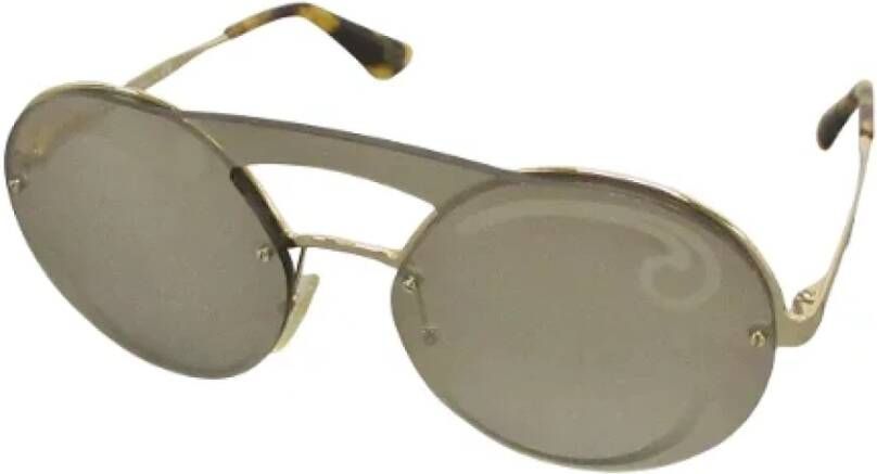 Prada Vintage Pre-owned Plastic sunglasses Grijs Dames