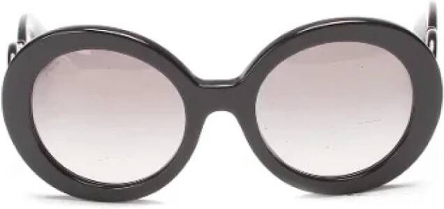Prada Vintage Pre-owned Plastic sunglasses Zwart Dames