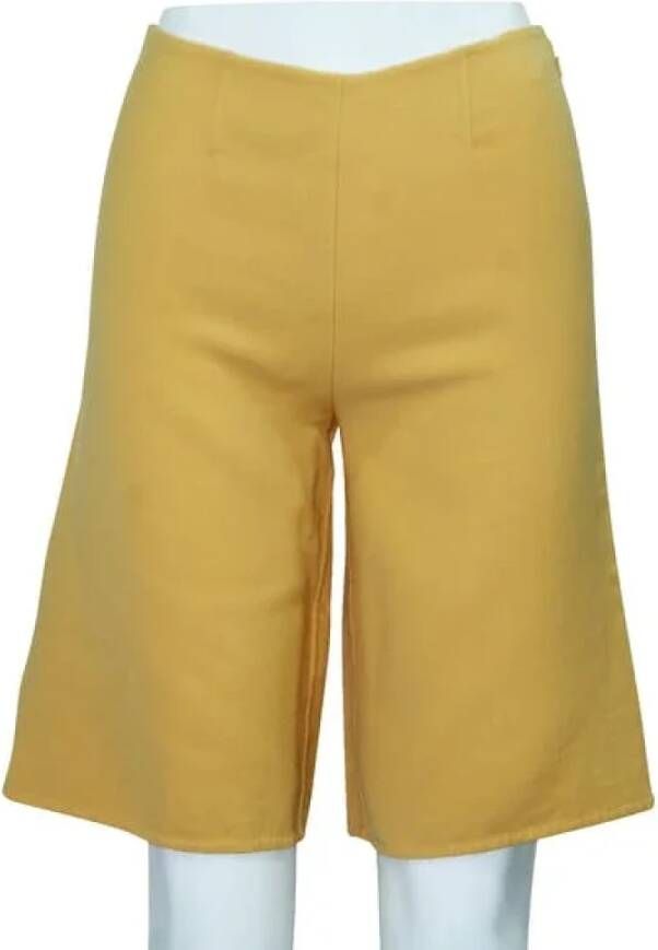 Prada Vintage Tweedehands shorts Geel Dames