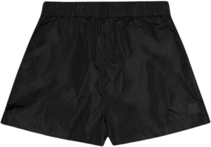 Rains Korte shorts Zwart Dames