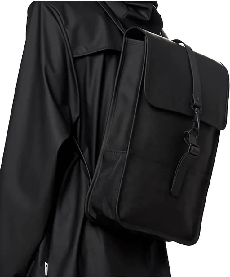 Rains Compacte Waterdichte Rugzak met Laptopvak Black Unisex - Foto 5