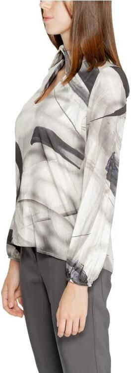 RINASCIMENTO Grijze Blouse met Abstracte Print en Keyhole Halslijn Multicolor Dames - Foto 3