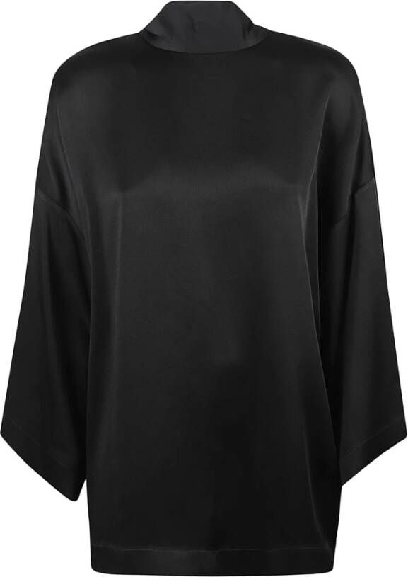 Saint Laurent Luxe Zwarte T-shirt voor Modieuze Vrouwen Zwart Dames