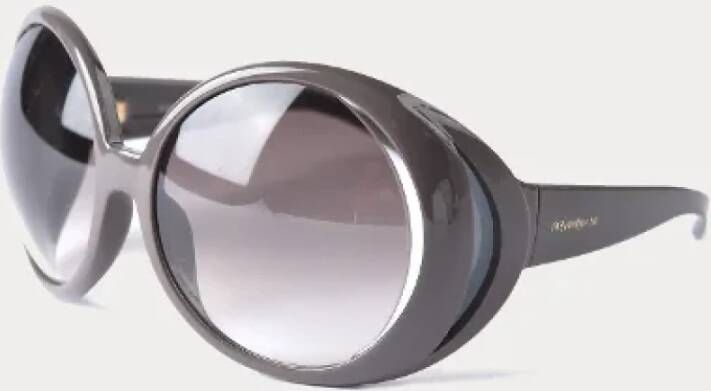 Saint Laurent Vintage Pre-owned Plastic sunglasses Grijs Dames