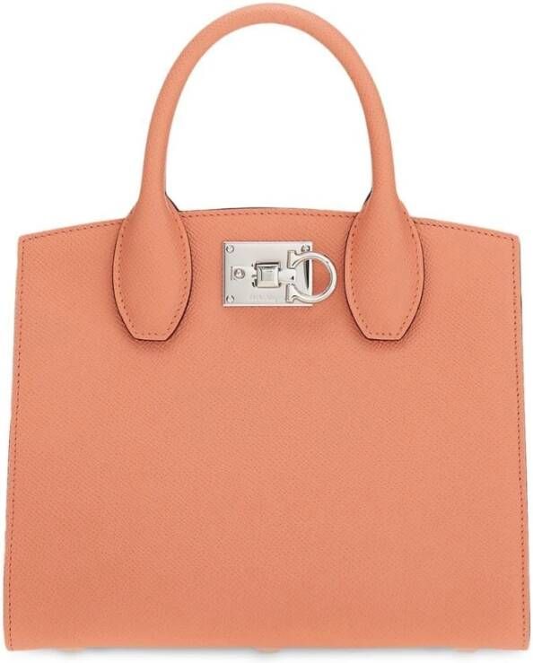 Salvatore Ferragamo Koraalroze Lamsvacht Logo Box Tas Beige Dames