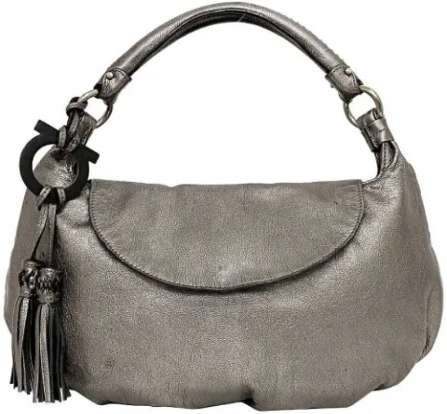 Salvatore Ferragamo Pre-owned Leather handbags Grijs