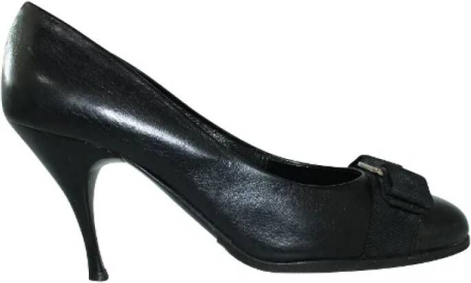 Salvatore Ferragamo Pre-owned Leather heels Zwart Dames