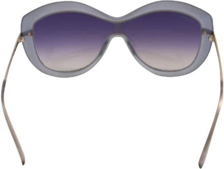 Salvatore Ferragamo Pre-owned Metal sunglasses Grijs Dames