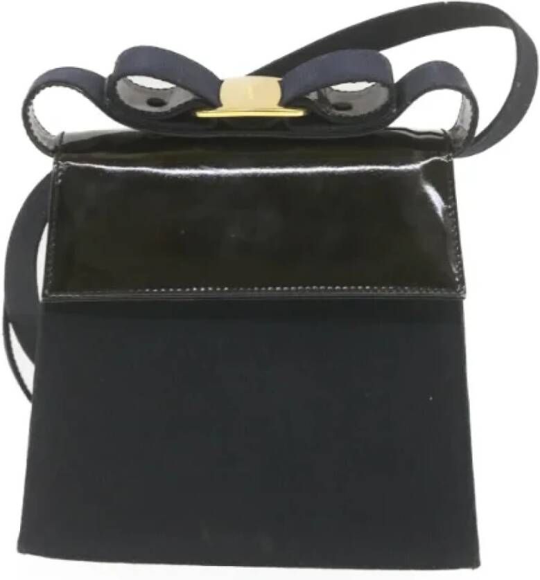 Salvatore Ferragamo Pre-owned Nylon handbags Blauw Dames