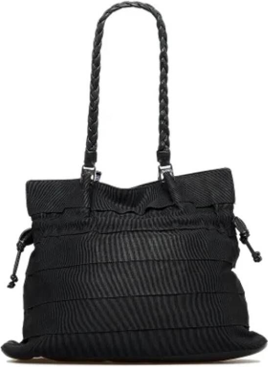 Salvatore Ferragamo Pre-owned Nylon handbags Zwart Dames