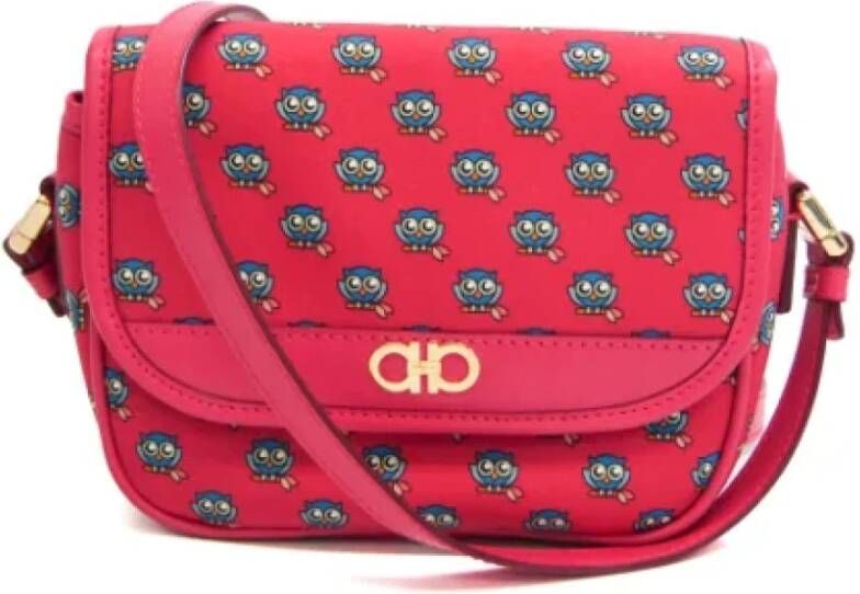 Salvatore Ferragamo Pre-owned Nylon shoulder-bags Roze Dames