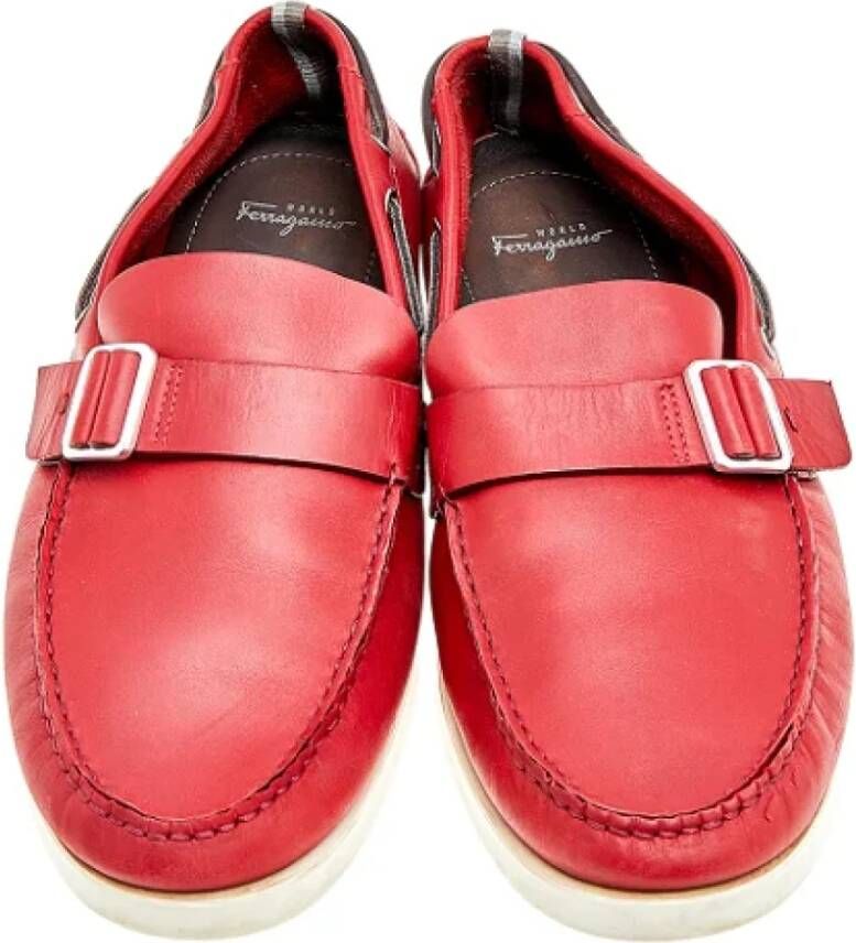 Salvatore Ferragamo Pre-owned Platte schoenen Rood Heren