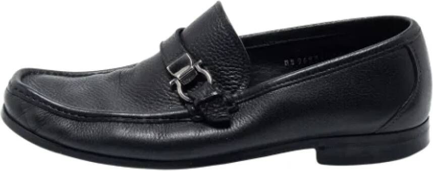 Salvatore Ferragamo Pre-owned Platte schoenen Zwart Heren