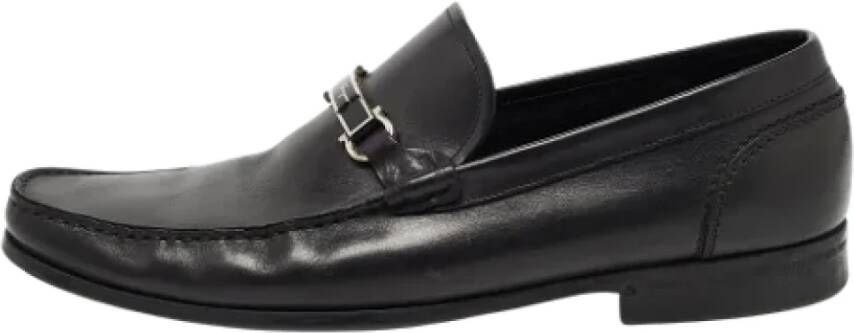 Salvatore Ferragamo Pre-owned Platte schoenen Zwart Heren