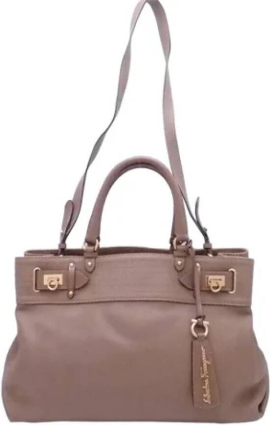 Salvatore Ferragamo Pre-owned Pre-owned Leather handbags Bruin Dames