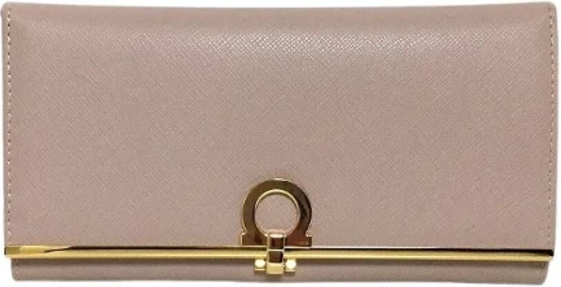 Salvatore Ferragamo Pre-owned Pre-owned Leather wallets Beige Dames