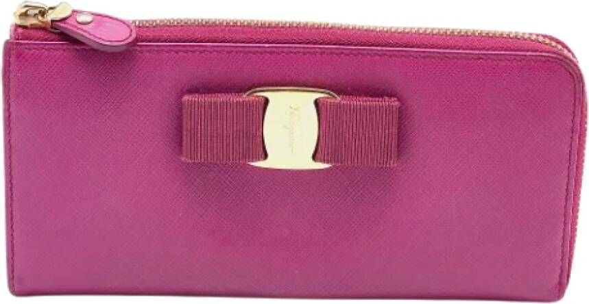 Salvatore Ferragamo Pre-owned Leather wallets Roze Dames