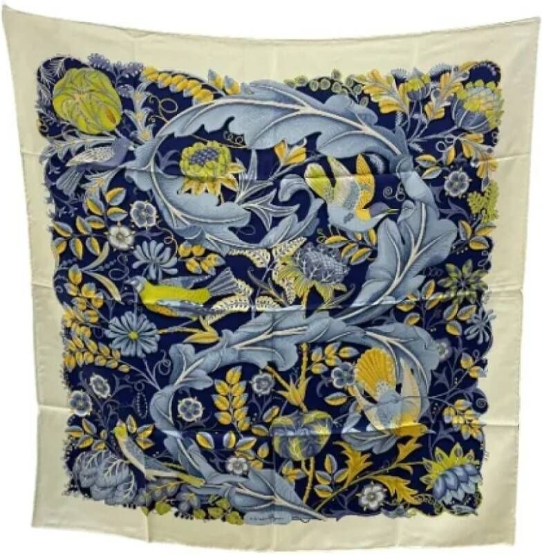 Salvatore Ferragamo Pre-owned Silk scarves Blauw Dames