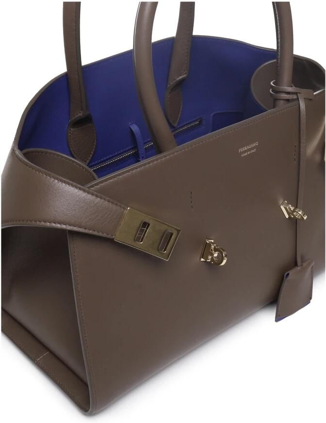 Salvatore Ferragamo Hobo bags "Hug" Medium Handbag – Brown in bruin - Foto 2
