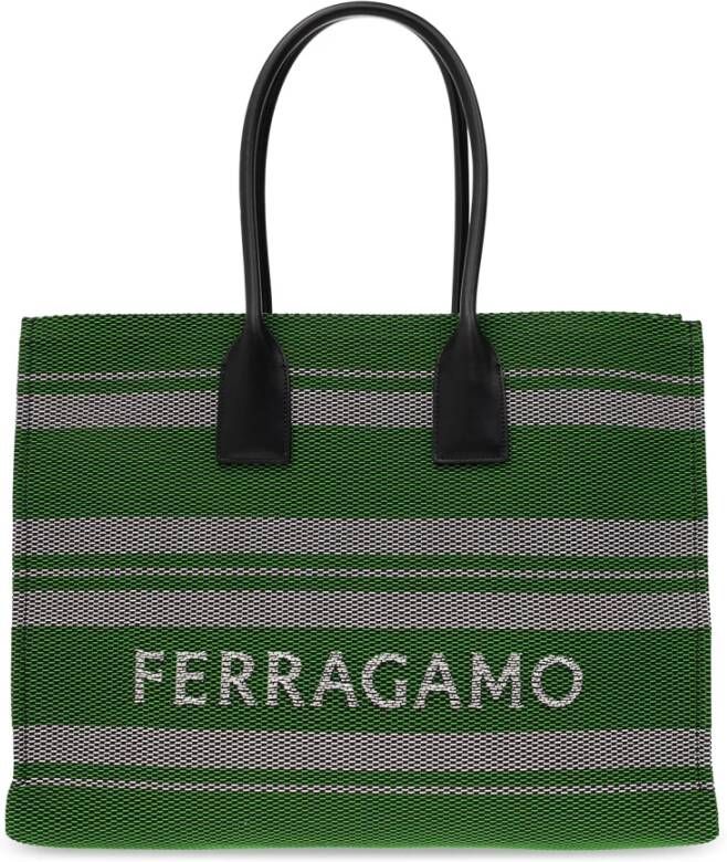 Salvatore Ferragamo Groene Ferragamo Tassen Stijlvol en veelzijdig Groen Dames