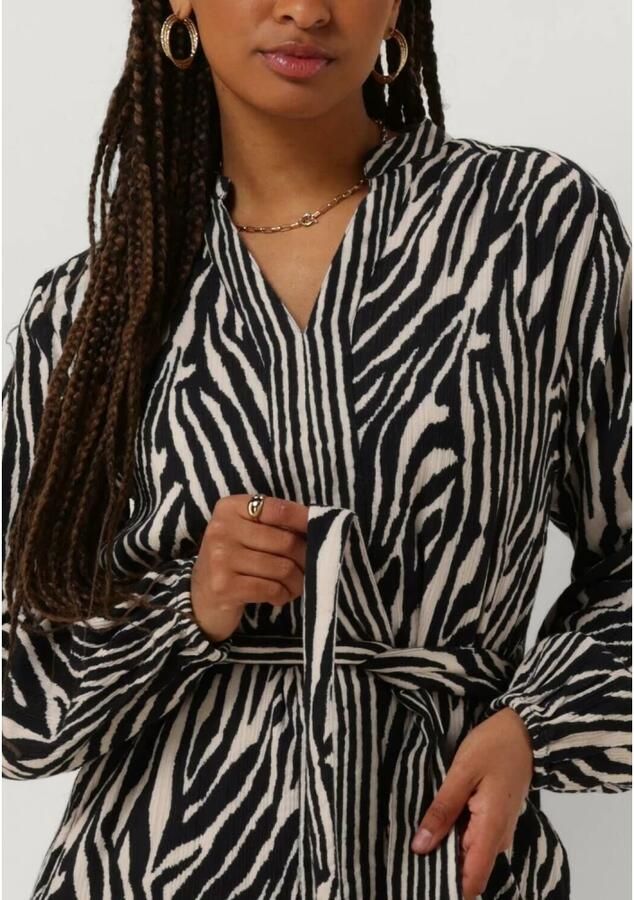 Stella Forest Midi Jurk voor vakantie of festival Black Dames