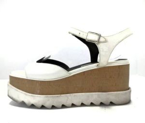 Stella McCartney Pre-owned Pre-owned Leather sandals Beige Dames