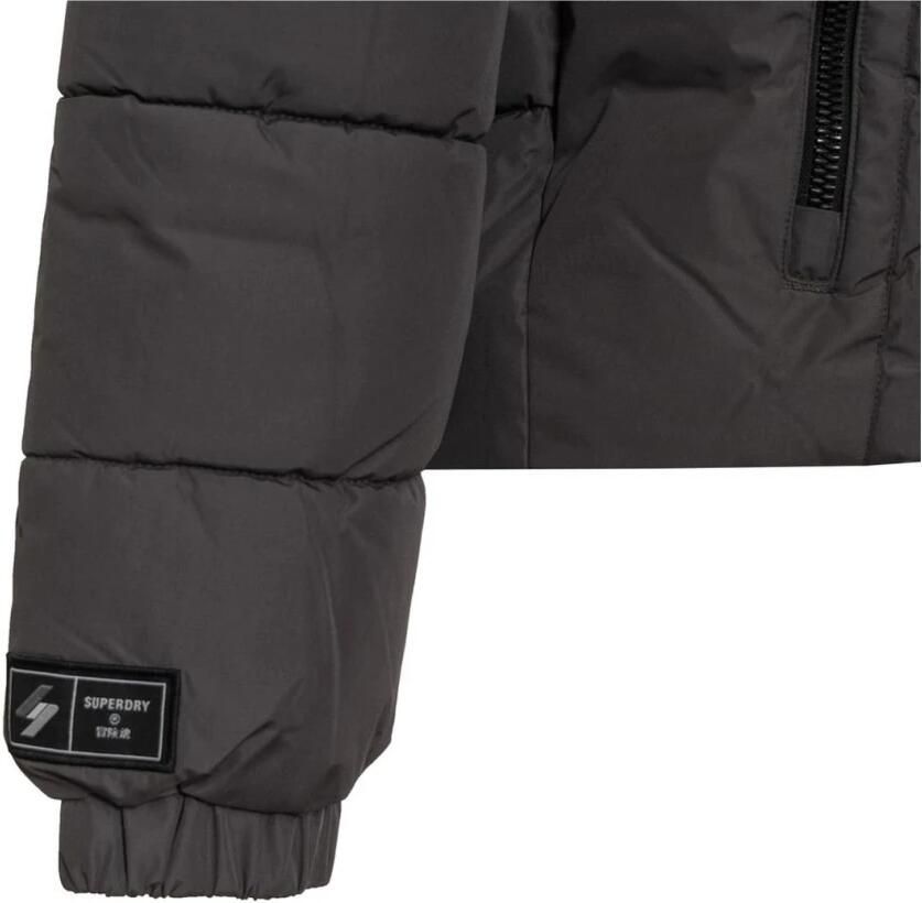 Superdry Gewatteerde jas HOODED SPORTS PUFFR JACKET met contrastkleurig borduursel