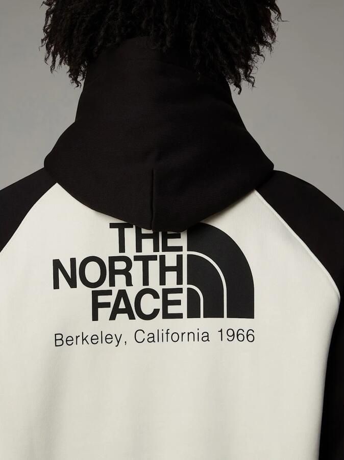 The North Face Hoodie met labelpatch model 'HERITAGE' - Foto 3