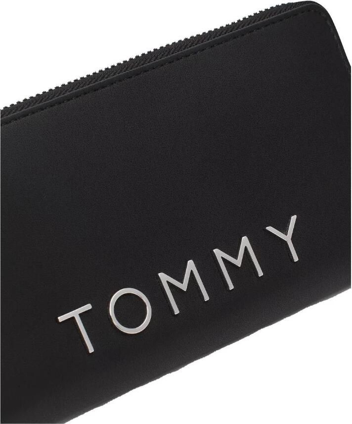 Tommy Hilfiger Chique Minimalistische Portemonnee voor Moderne Vrouwen Black Dames