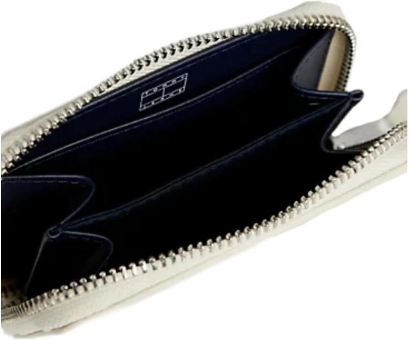 Tommy Hilfiger Elegante Portemonnee met Slimme Compartimenten White Dames