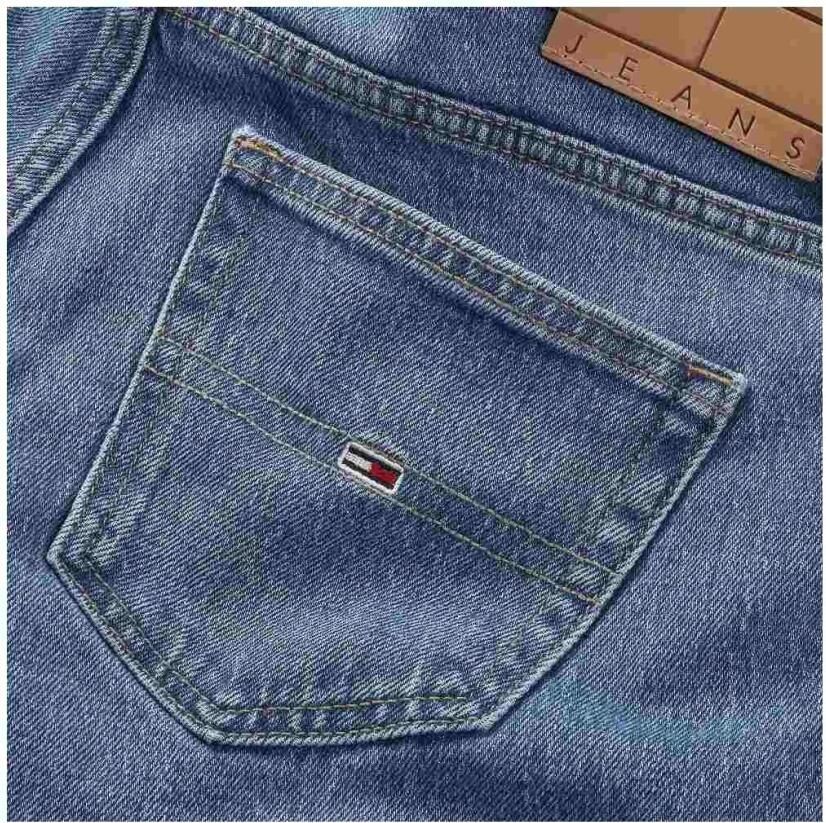 TOMMY JEANS Bootcut jeans MADDIE MD BC DH5161 met logo-badge en borduurwerk