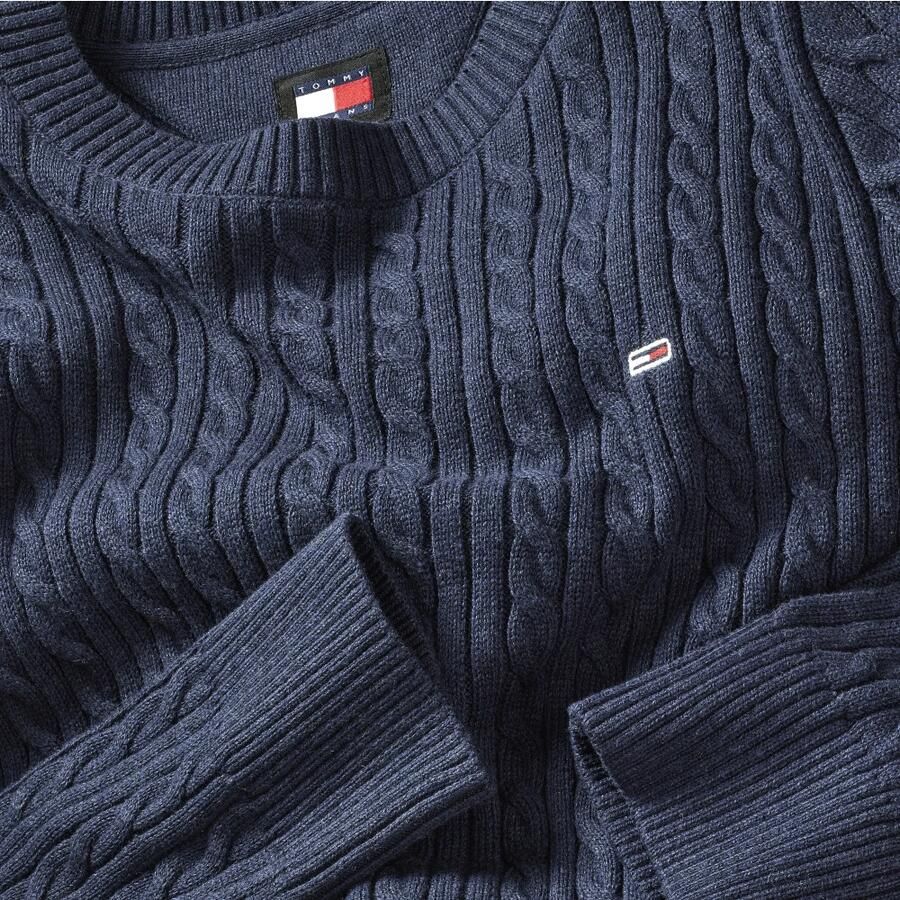 TOMMY JEANS Gebreide trui TJW CABLE ESSENTIAL SWEATER met kabelpatroon logo-borduursel