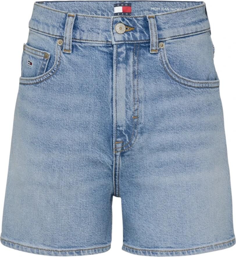 TOMMY JEANS Short MOM SHORT BI0112 met logo-badge in blauwe wassing - Foto 5