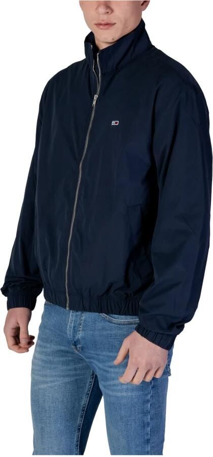 Tommy Jeans Plus Allweatherjack TJM ESSENTIAL JACKET EXT in grote maten logoborduring insteekzakken - Foto 9