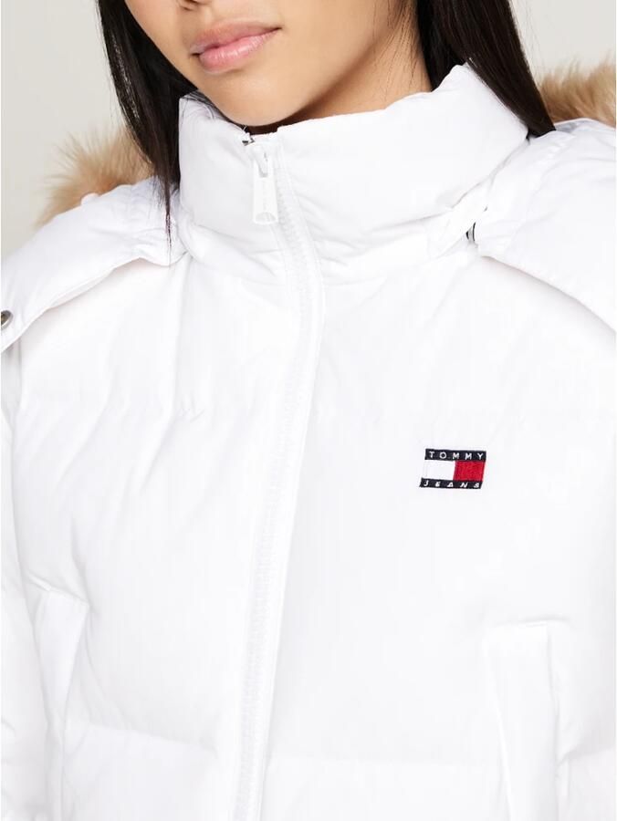 Tommy Jeans Witte Cropped Gewatteerde Jas met Nepbont White Dames