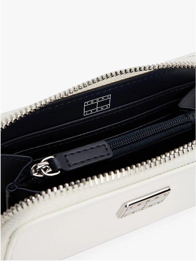 Tommy Jeans Witte Portemonnee met Metalen Logo White Dames - Foto 2