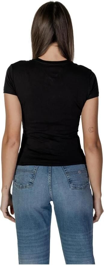 Tommy Jeans Curve Shirt met ronde hals Shirt TJW SLIM ESSENTIAL in grote maten logoprint op borsthoogte met logoborduring - Foto 6