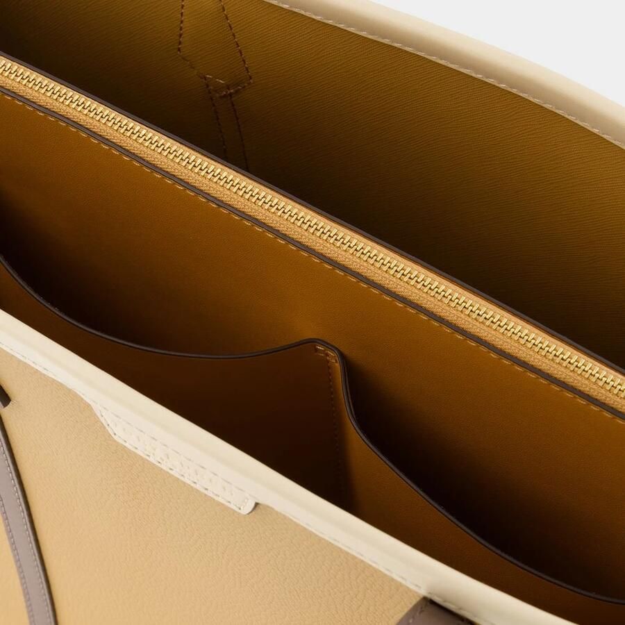 TORY BURCH Totes & shoppers Perry Color-Block Shopper Bag Leather Brown in bruin - Foto 2