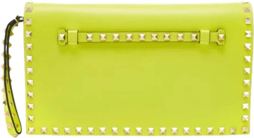Valentino Vintage Pre-owned Leather clutches Yellow Dames