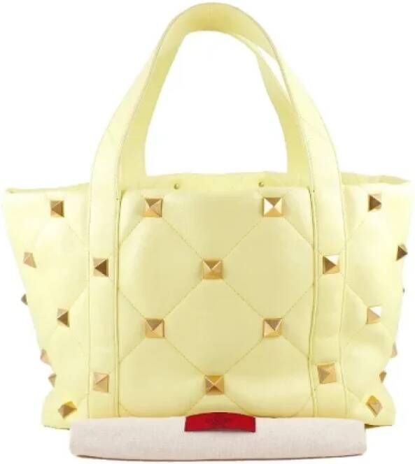 Valentino Vintage Pre-owned Leather handbags Yellow Dames