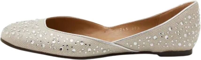 Valentino Vintage Pre-owned Platte schoenen Wit Dames