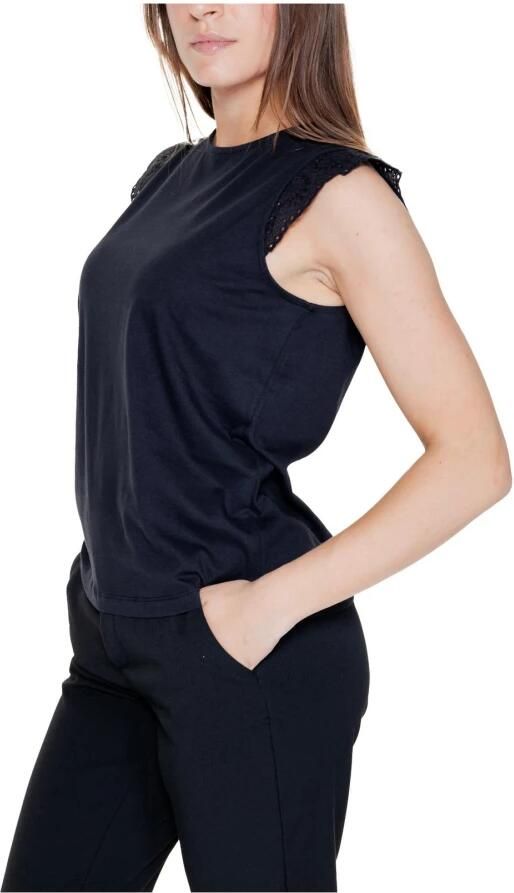 Vero Moda Regular fit T-shirt met broderie anglaise model 'EMIlY'