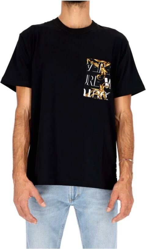 Versace Jeans Couture T-shirt girocollo con tasca e logo stampato uomo 73Gah6R0-Js099 Nero Oro Zwart Heren