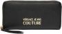 Versace Jeans Couture Zwarte Portemonnees met D Ritssluiting Saffiano Logo Metaal Black Dames - Thumbnail 1