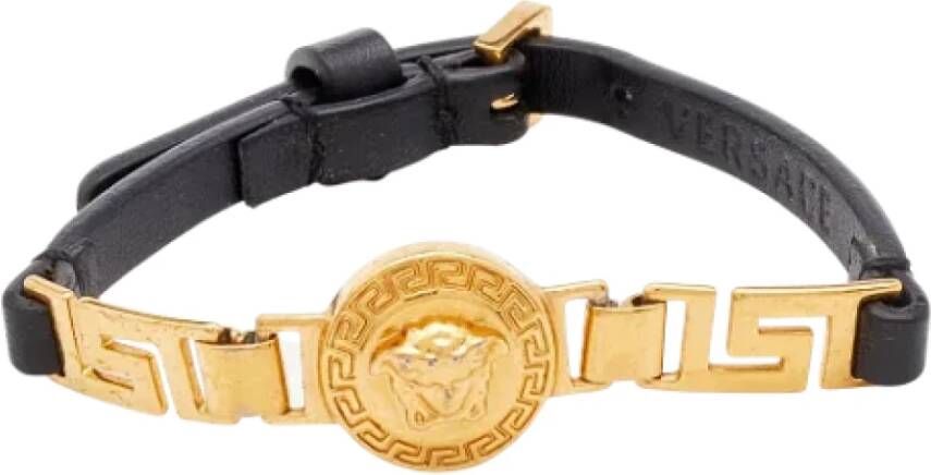 Versace Pre-owned Leather bracelets Yellow Dames
