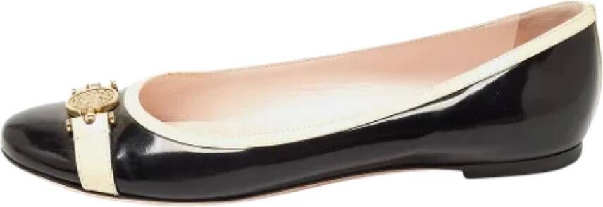 Versace Pre-owned Leather flats Zwart Dames